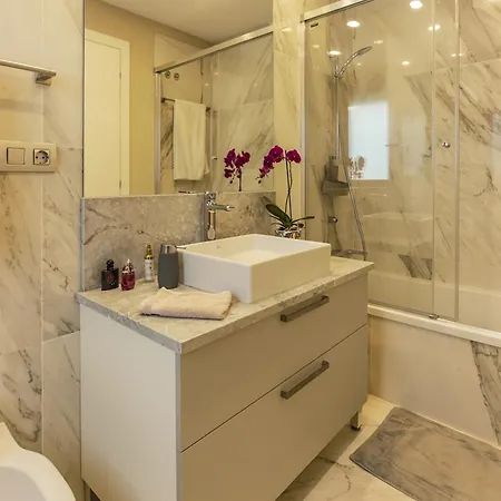 B&B Portofino With Pool In Cristianos 로스크리스티아노스